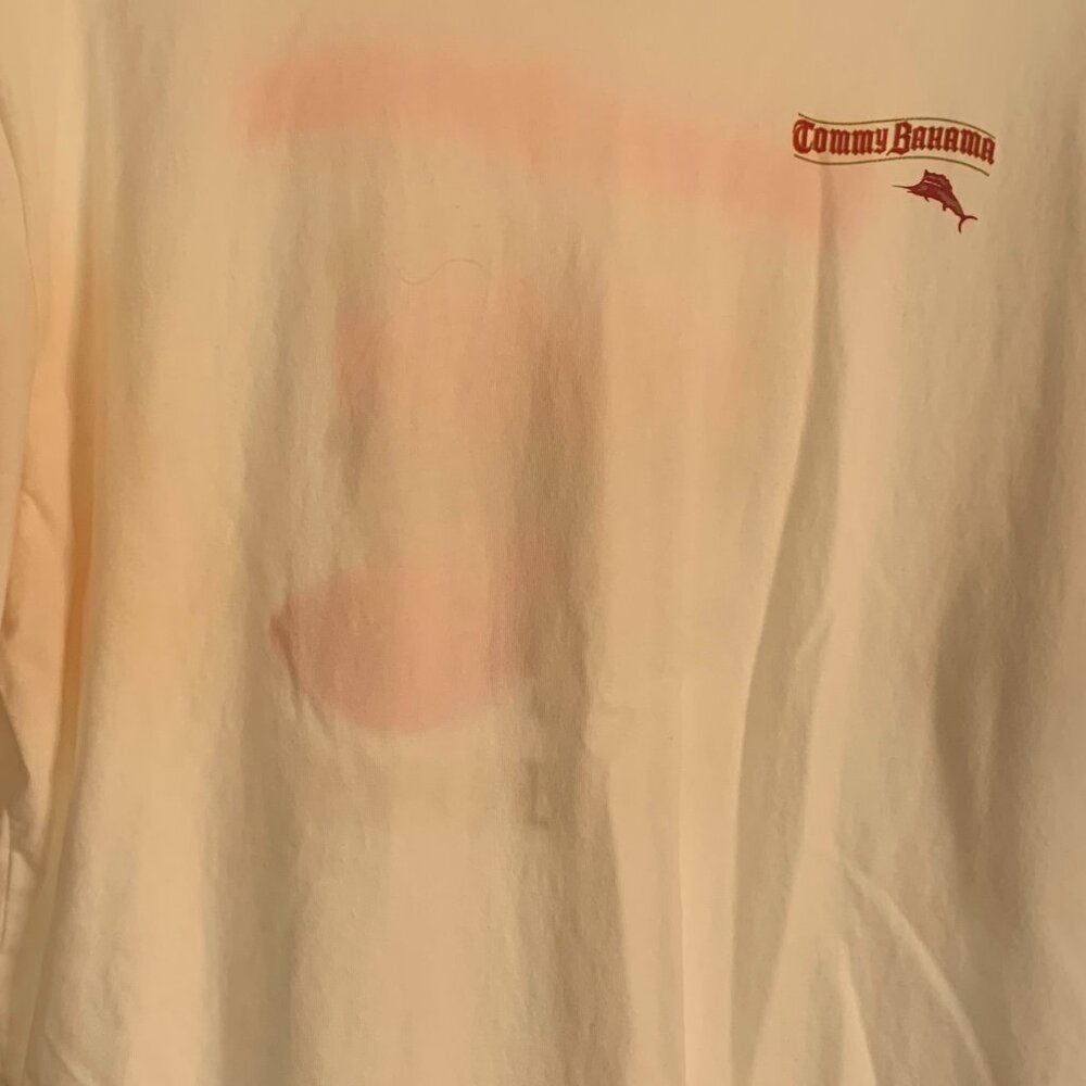 TOMMY BAHAMA REINDEER GAMES TSHIRT MEDIUM - Picture 2 of 3